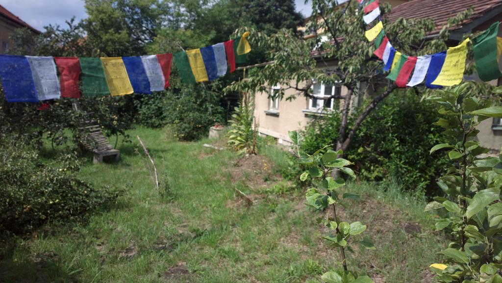 Prague Retro Challenge And Garden Hotel Екстериор снимка